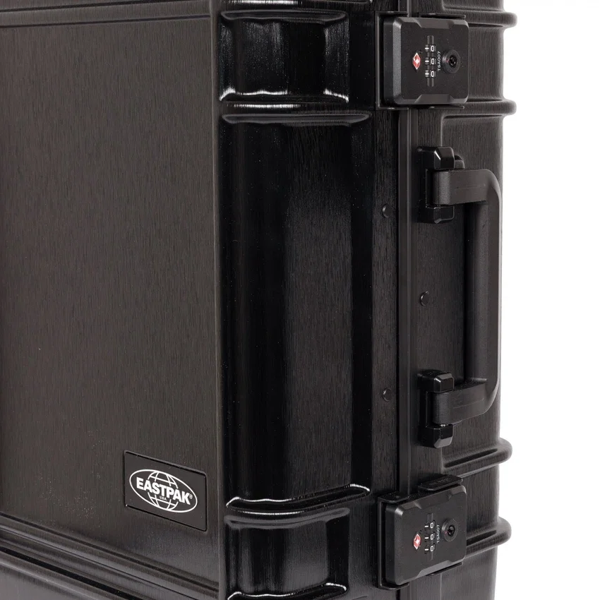 RESIST'R CASE S NOIR BROSSÉ