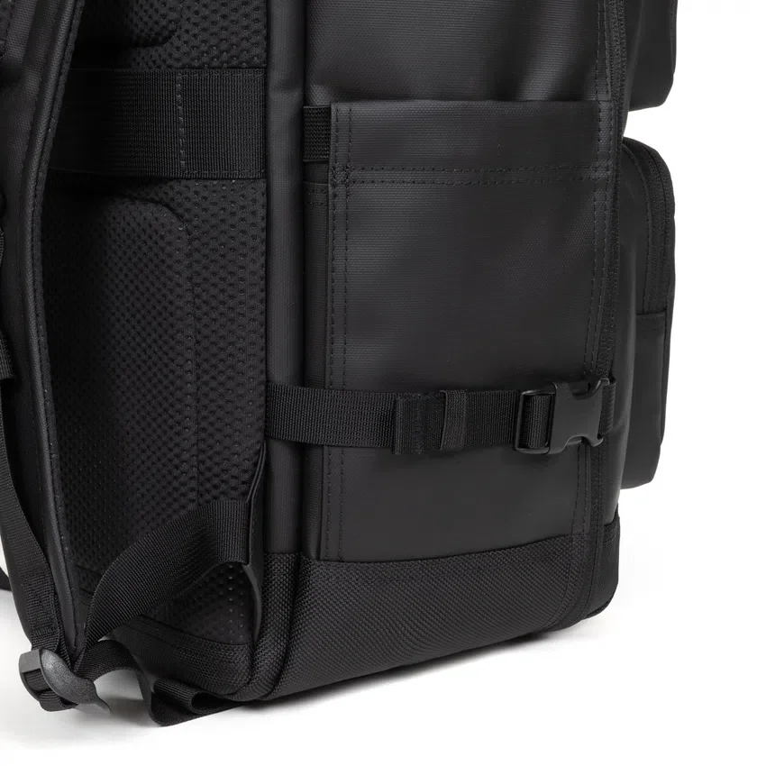 TECUM CABIN CNNCT TOP NOIR